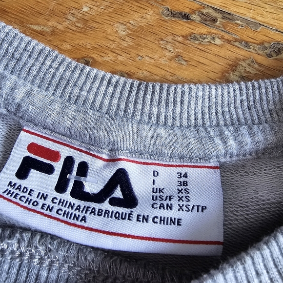 Fila xs long sleeve Gray Sweater Crewneck - Picture 3 of 5